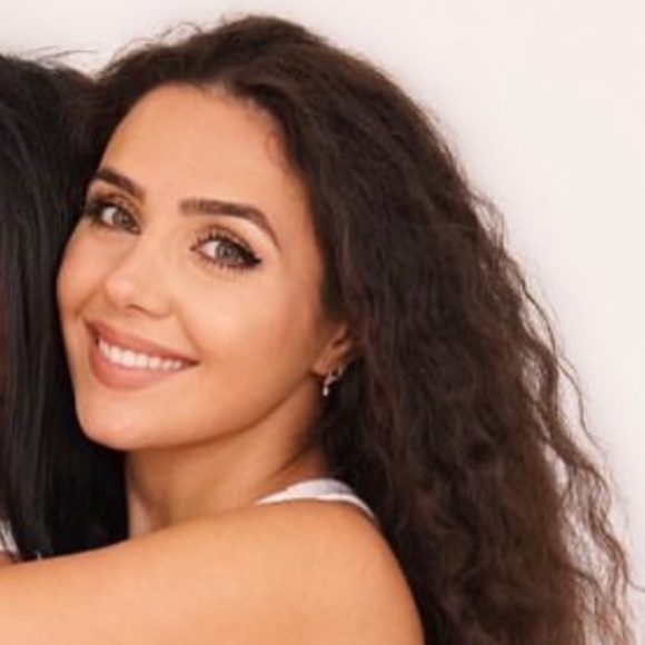 Meet your Posher, Arsineh - Picture 1 of 1